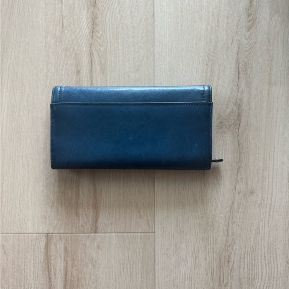 Vintage COACH Blue Leather Tri-fold Wallet - Picture 2 of 9